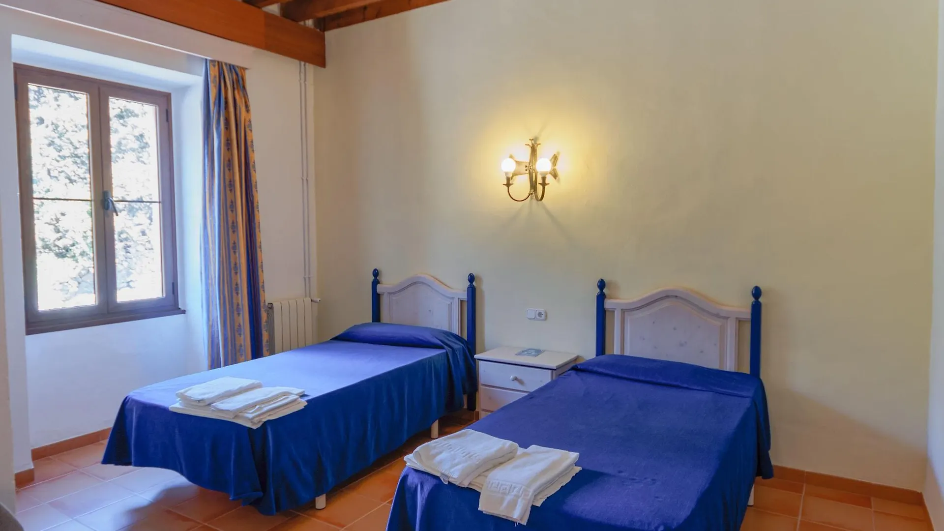 Hotel Santuari De Lluc España